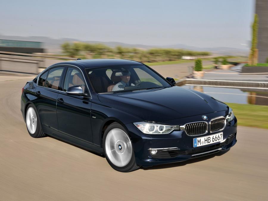  BMW 328i Sedan Luxury Line 2012 года  (фото 5 из 20)